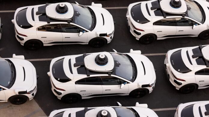 aca051b2-55e6-49f5-ba44-81dbc3e61ef4