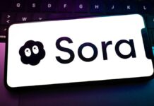 Sora Доминирует в Чартах Приложений: AI-Инструмент OpenAI Взлетает в Популярности