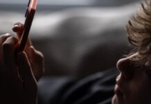 Дилема TikTok: як соціальні мережі впливають на сон та продуктивність підлітків