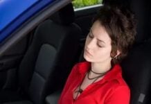 Wie Anti-Schlaf-Alarme Sie am Steuer wach halten
